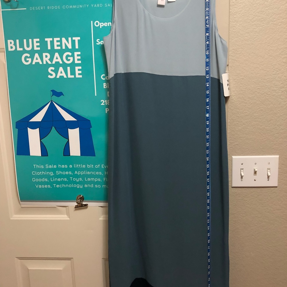 Lovely Flowy Silk Dress, Never Worn with Tags on